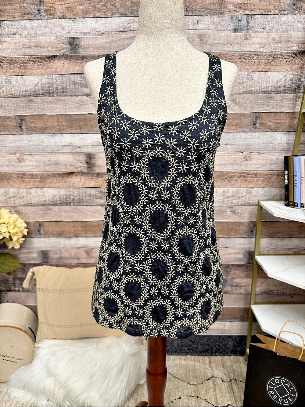 HWR Charcoal Gray Embroidered Tank XS